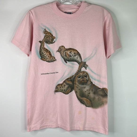 Vintage Hanes Fifty Fifty Milwaukee Zoo Seal Pink Single Stitch Tshirt Small 90s - Picture 1 of 10